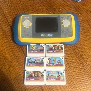 Vtech MobiGo with cartridges